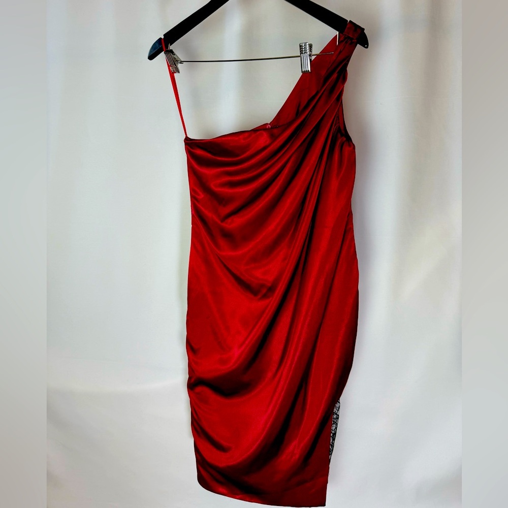 Red silk one shoulders dress with lace detail. Great for petite women. Size 2-4